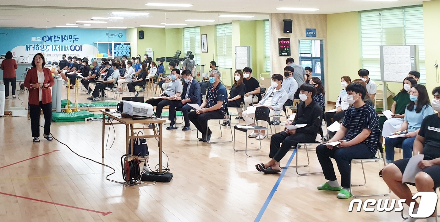 [중부소식] 괴산 주성마트, 초복 맞아 삼계탕용 닭 1000마리 후원