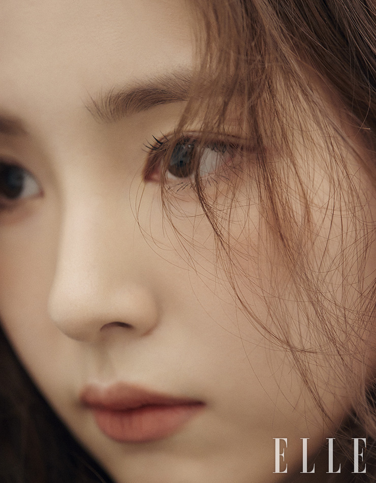 [N화보] 신세경, 감탄 부르는 청순 비주얼+도자기 피부
