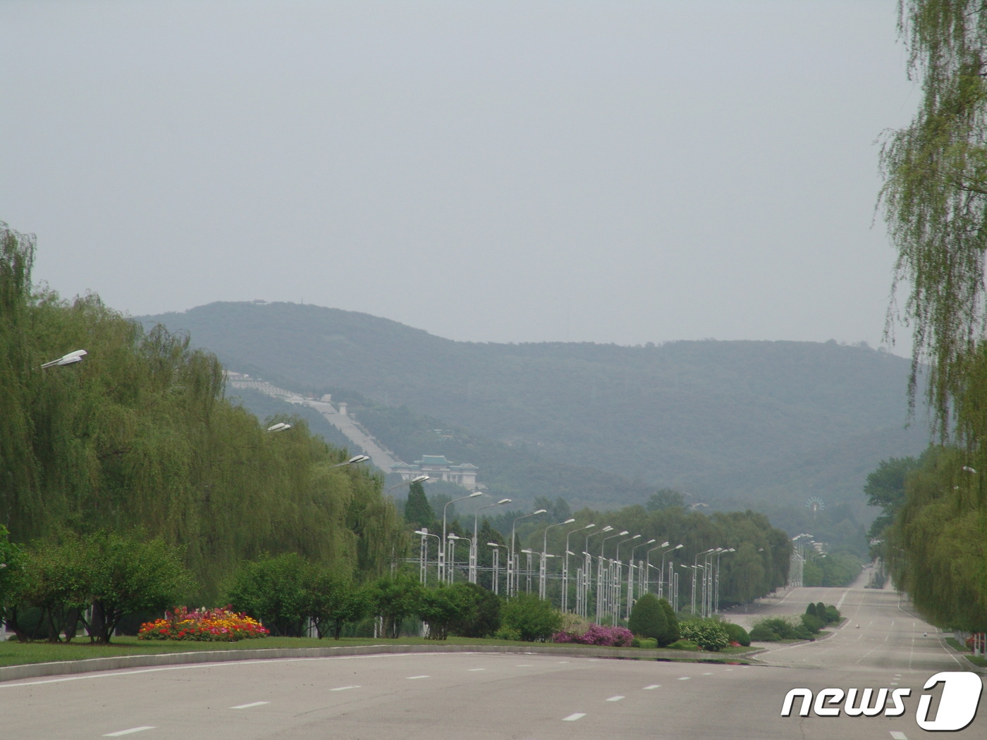 [사진으로 만나는 북한 문화유산] ①대성산성과 안학궁터-평양