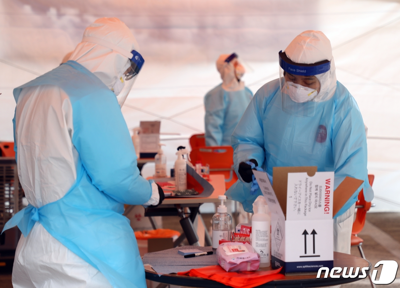 제주 일이삼 단람주점에 확진자 방문…17일 방문자는 검사 받아야