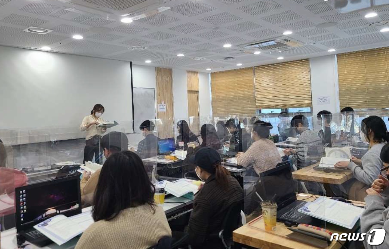 동작구, 소상공인·청년 매칭해 디지털 전문인력 채용