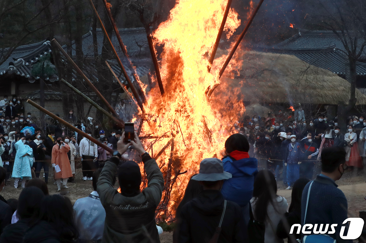 달집아, 코로나도 물러가게 해다오