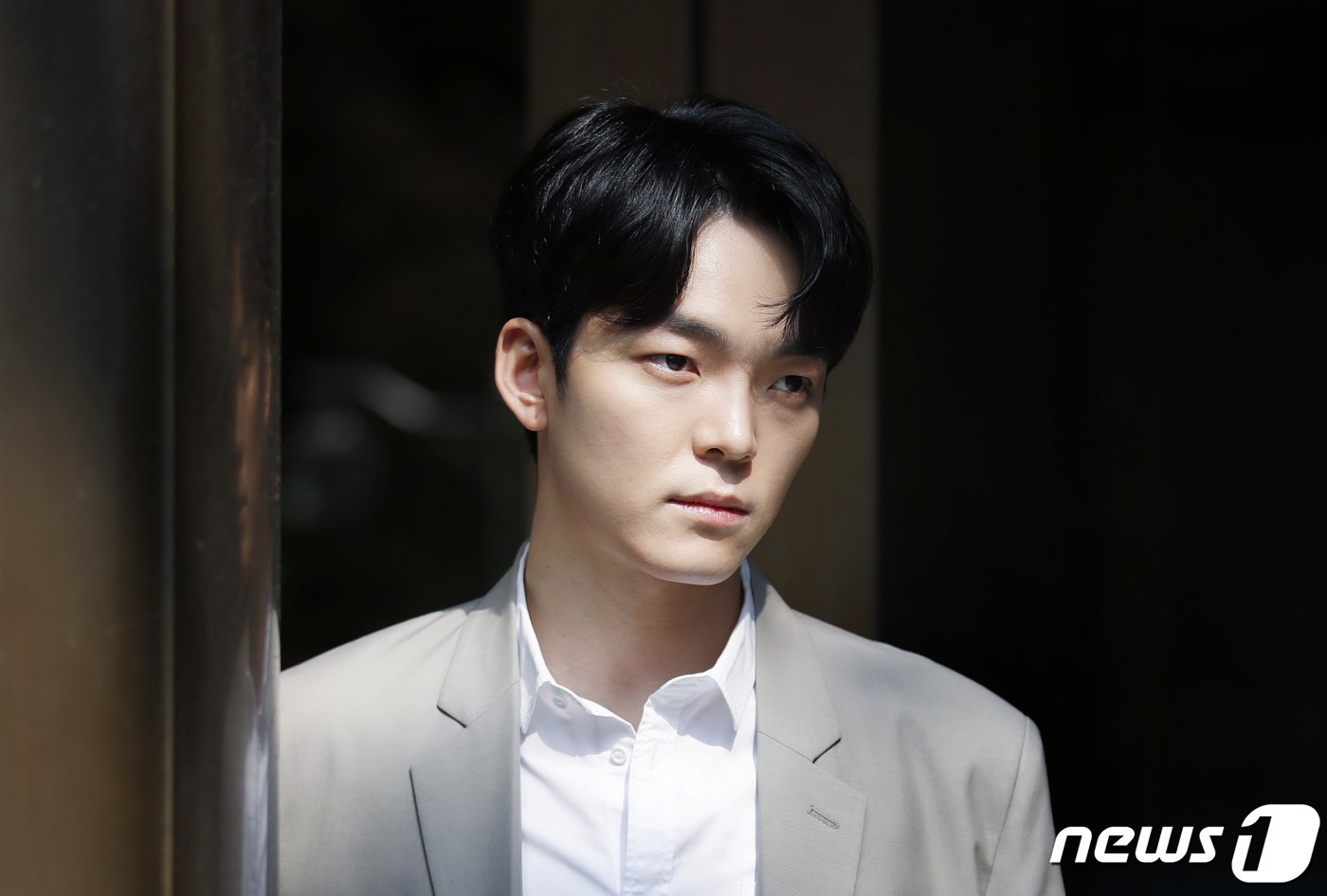 김도현, 이 구역 분위기 남신