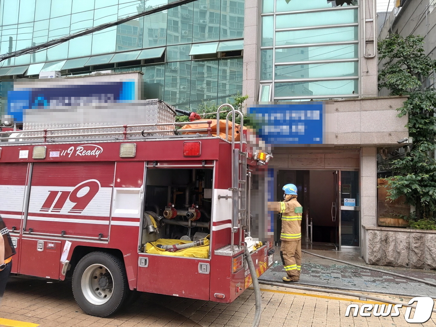 비리 의혹 상가번영회 전임 회장, 산 사람에게 불 붙이고 도주