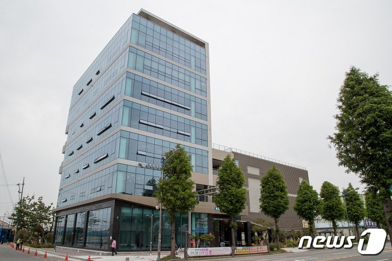 군산상의 한국산업인력공단 전북서부지사 군산에 설치해야