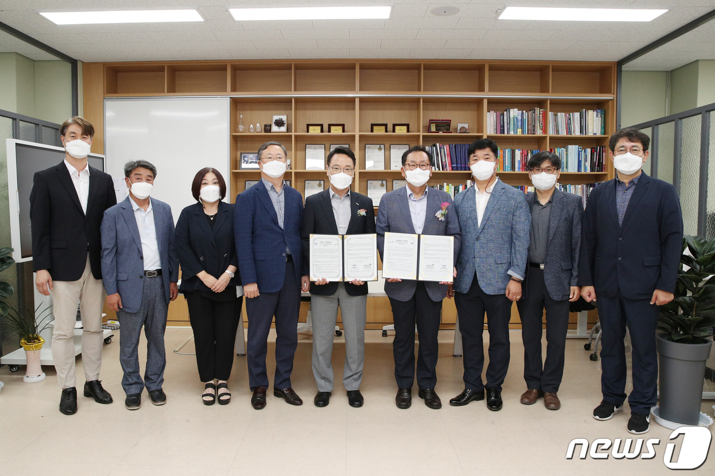 강원대‧애드바이오텍 ‘미생물산업 육성’ 협약