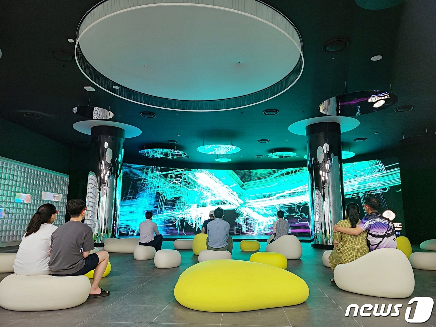 롯데백화점 동탄점에서 느끼는 쇼핑 그 이상의 즐거움