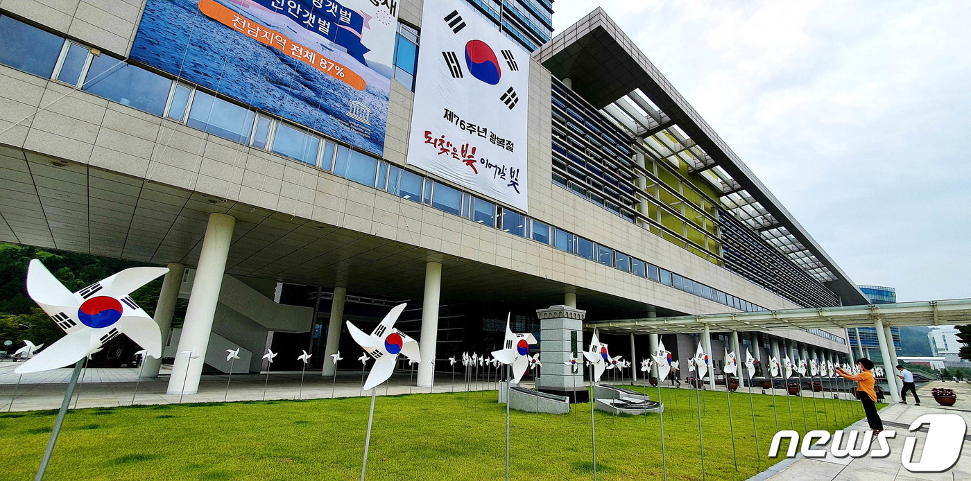 125년 된 목포 건어물시장을 펍으로, 도심 빈공간 청년마을로