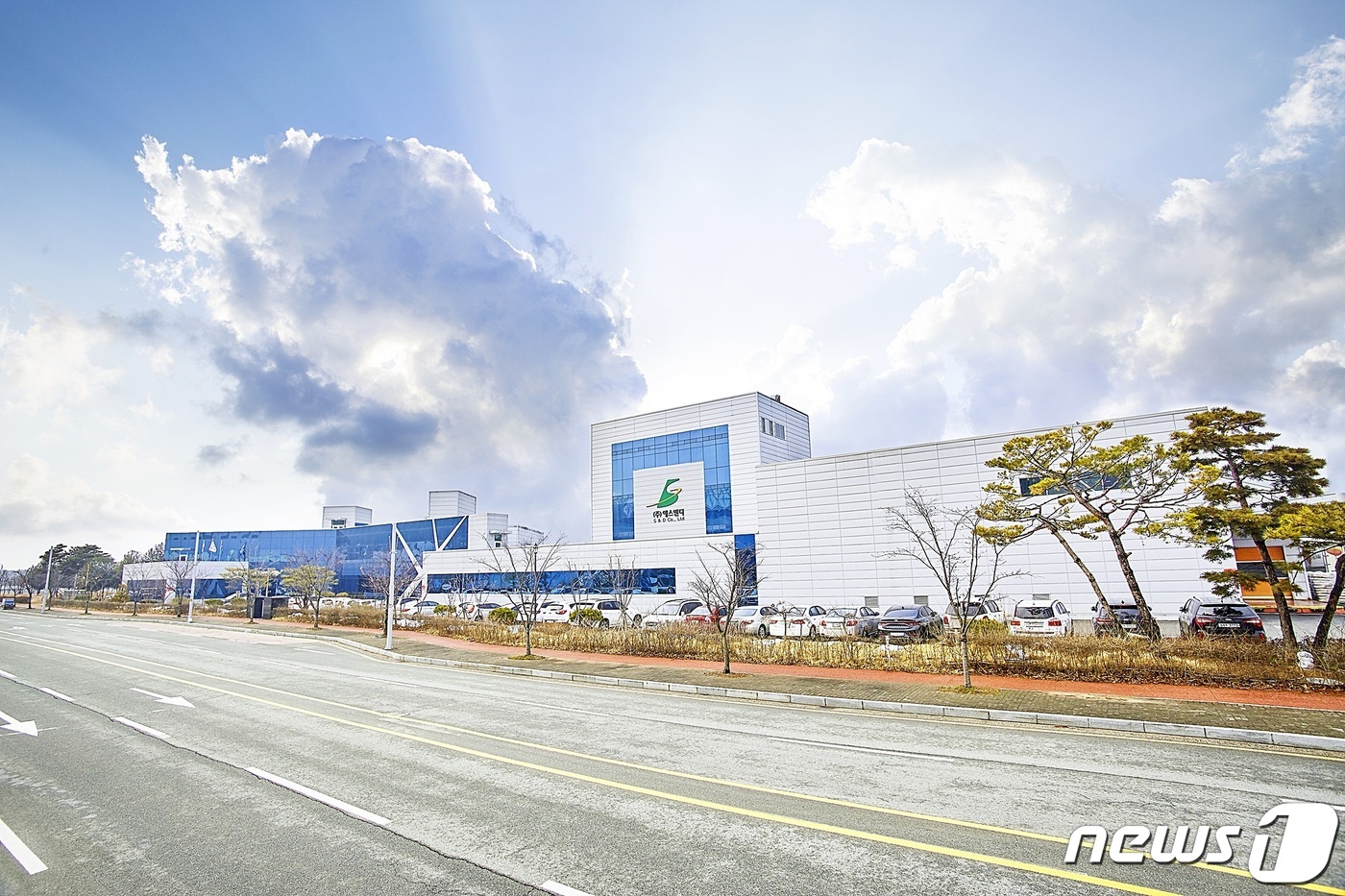 [특징주] 에스앤디, 코스닥 이전상장 첫날 공모가 하회