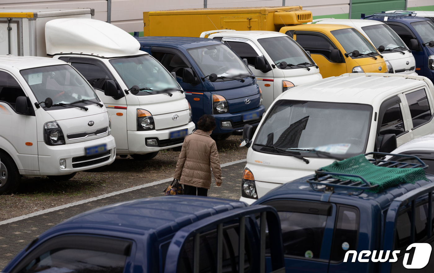 중고차 매물로 나온 경유 화물차