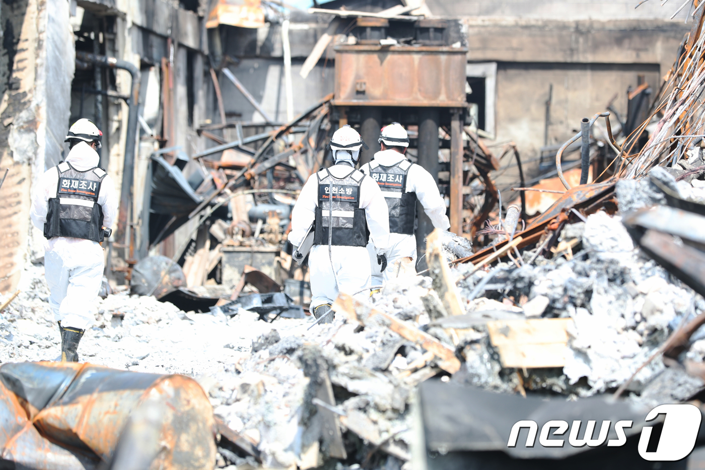 화재 취약 합성수지 전기배선관, 건축물 천장 등 사용 금지