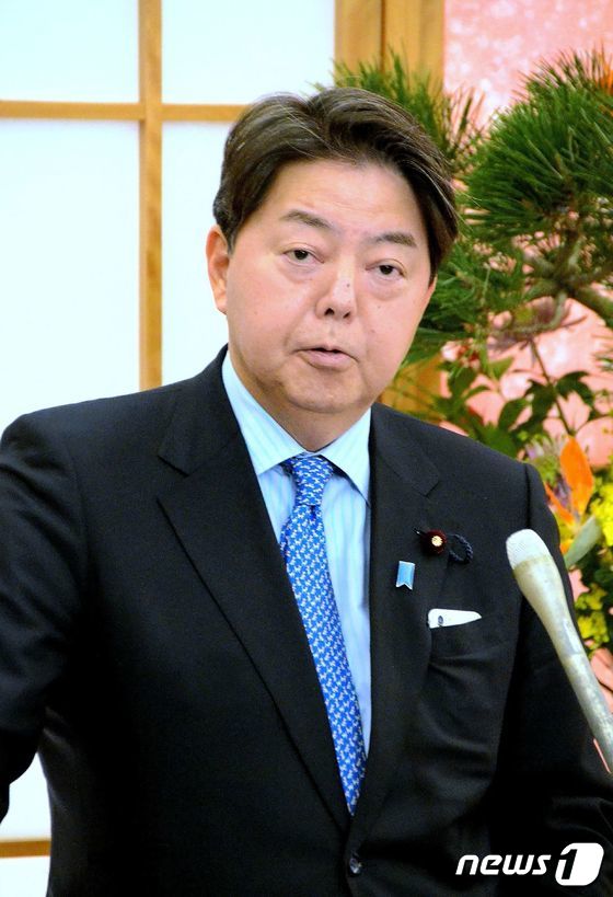 블링컨과 화상 회담 후 취재진 만나는 하야시 日 외상
