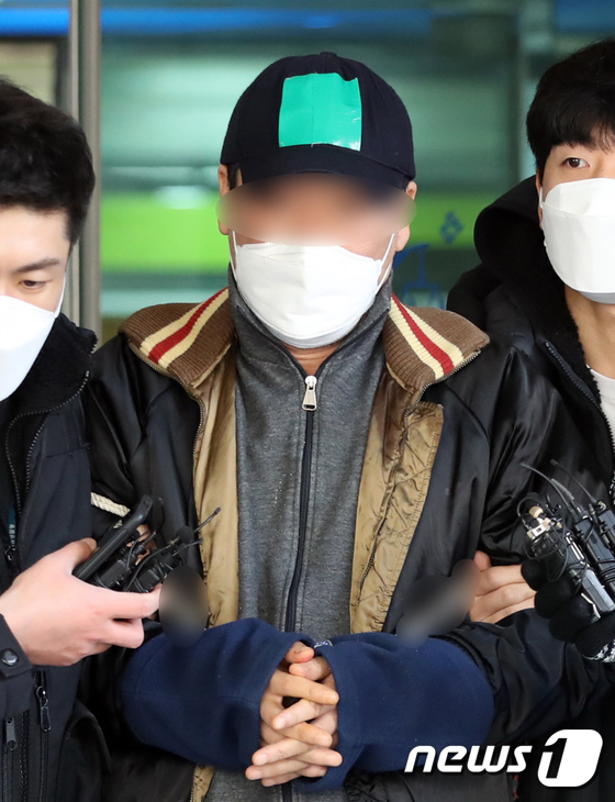 흉기로 살해 후 도주한 A씨 영장실질심사 종료