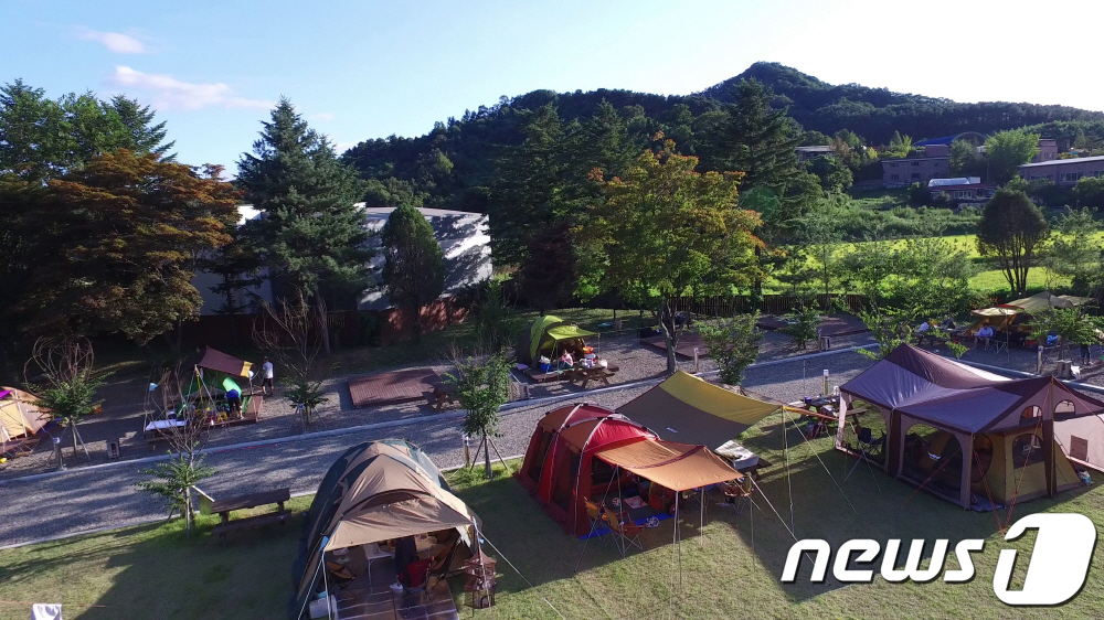 코로나19 확산에 경기관광 나선 숙박객 절반이 야영장 이용
