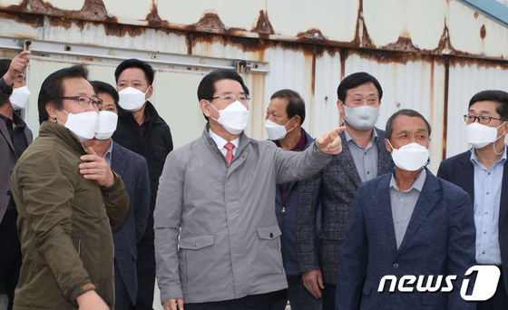 김영록 지사, 고흥 수산시장 방문해 애로사항 청취