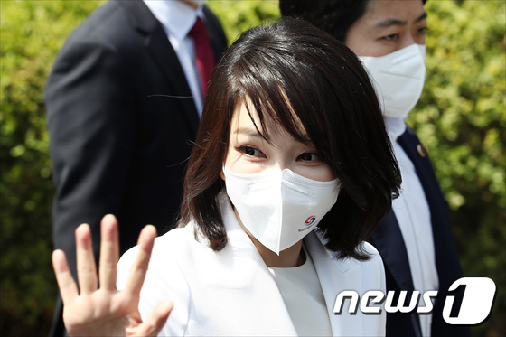 취임식 참석으로 공식활동 시작하는 김건희 여사