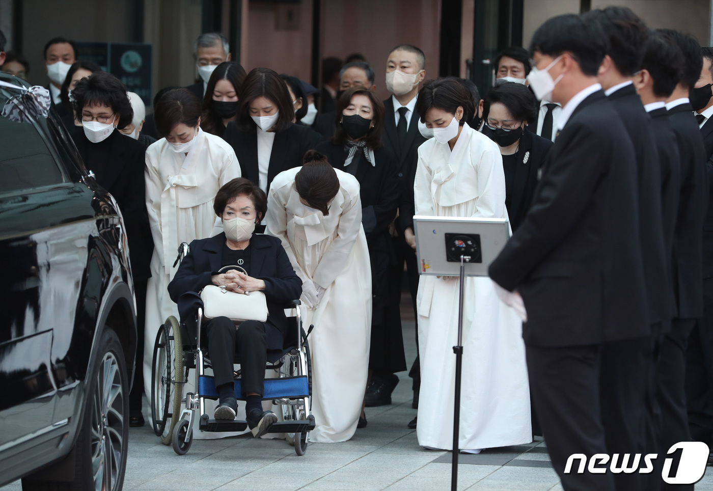 페리오·드봉 만든 구자학 아워홈 회장 영면…외식업 선구자(종합)