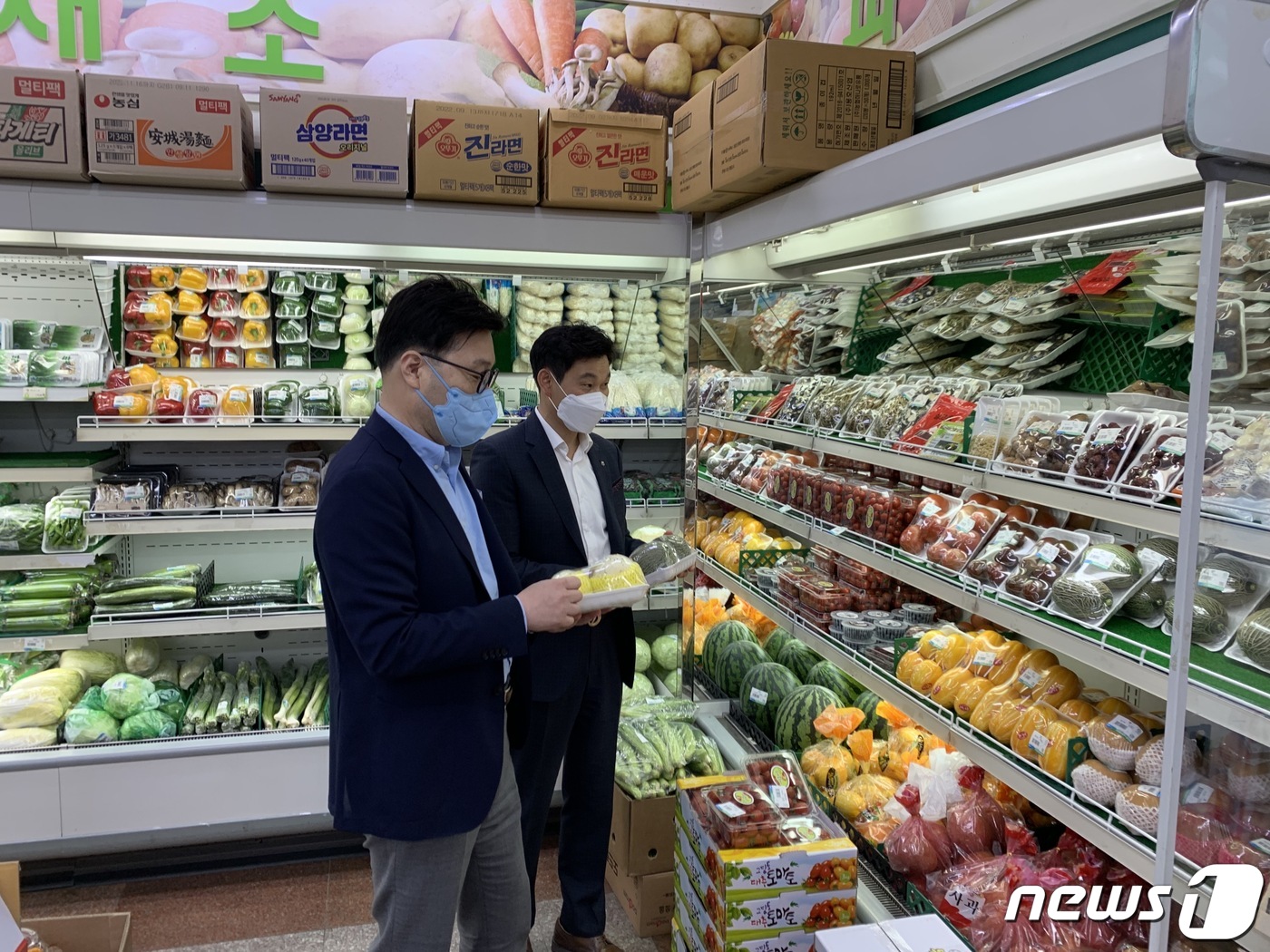 농협 전북검사국, 무주 구천동농협 하나로마트 식품안전 점검