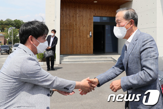 우수 자문기업 티오에스 방문한 허창수 회장