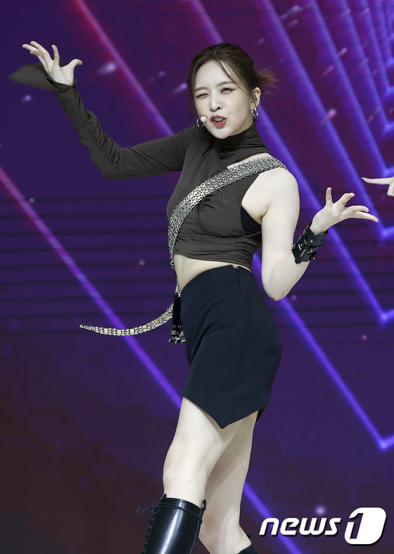 아이엘, 당찬 신인의 심쿵 윙크