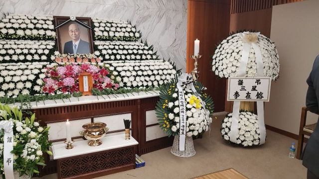 [단독]이재용, 일성신약 故 윤병강 명예회장 빈소에 조화 보낸 까닭은