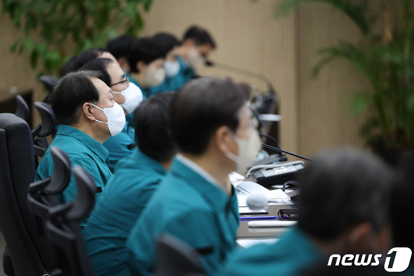 태풍 힌남노 대책 보고받는 윤 대통령