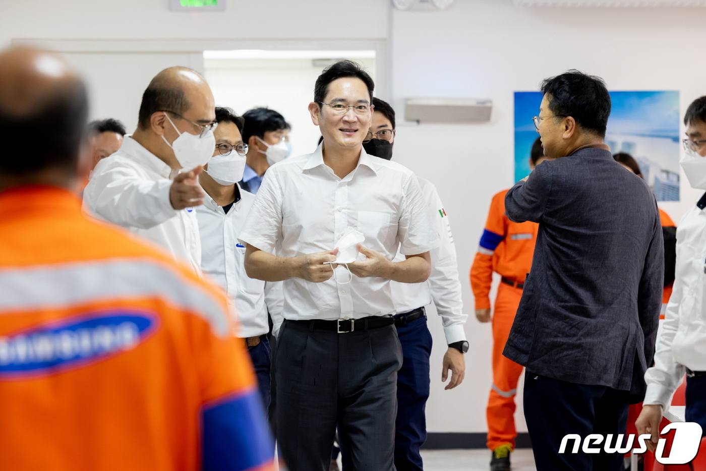 삼성엔지니어링 정유공장 건설 현장 찾은 이재용 부회장