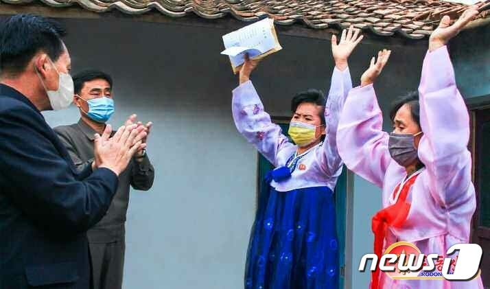 북한, 가을 수확기 앞두고 황해남도에 대한 당의 은정 부각