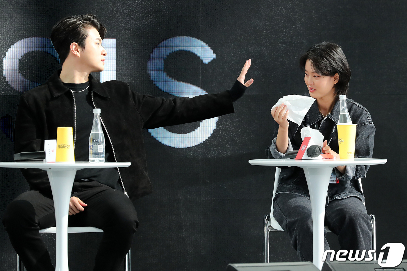이연 다독이는 신승호