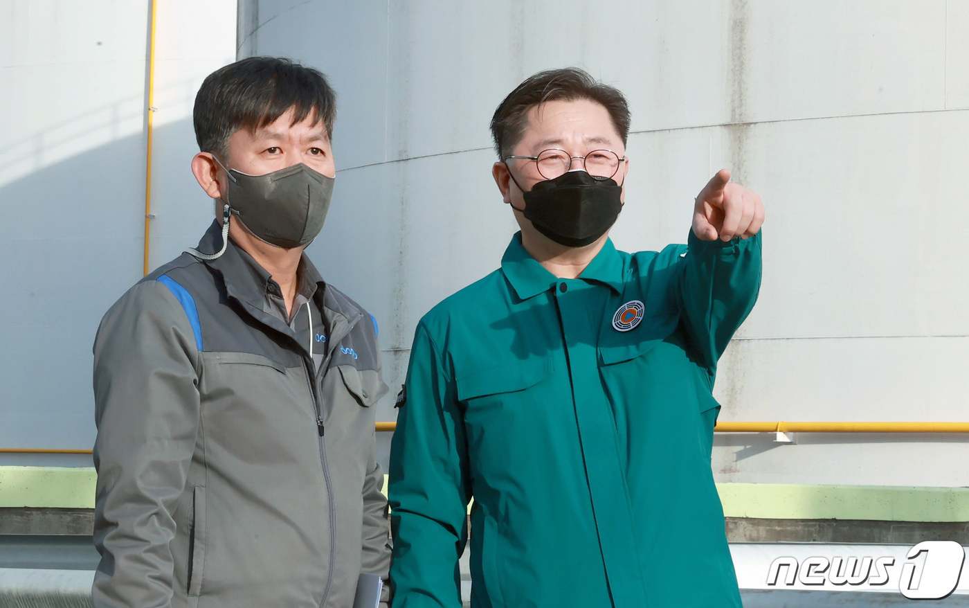 박일준 산업부 차관, 화물연대 파업 관련 판교저유소 현장점검