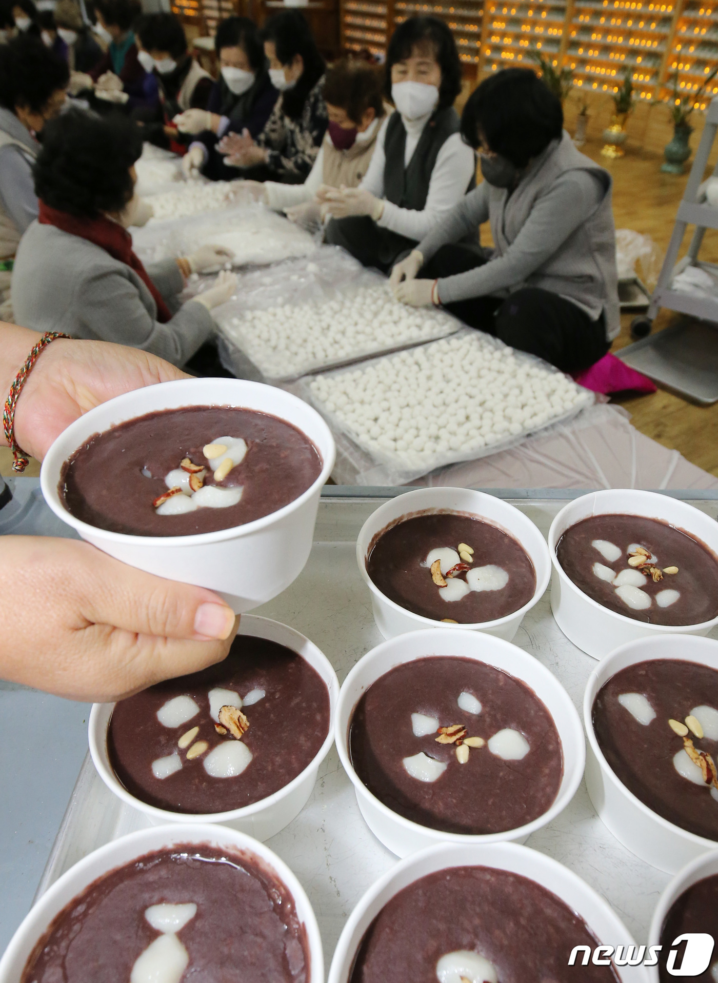 정성이 담긴 따끈한 팥죽