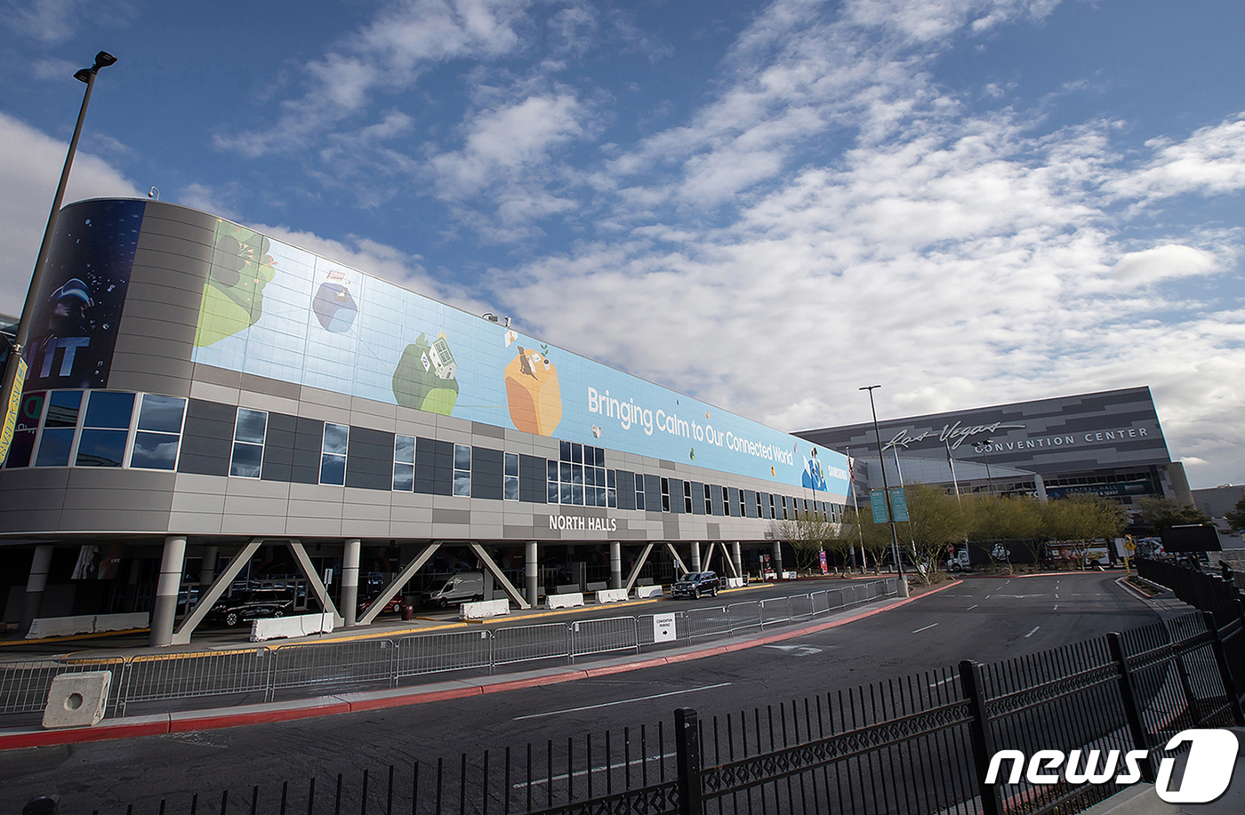 삼성전자의 CES 2023 옥외광고