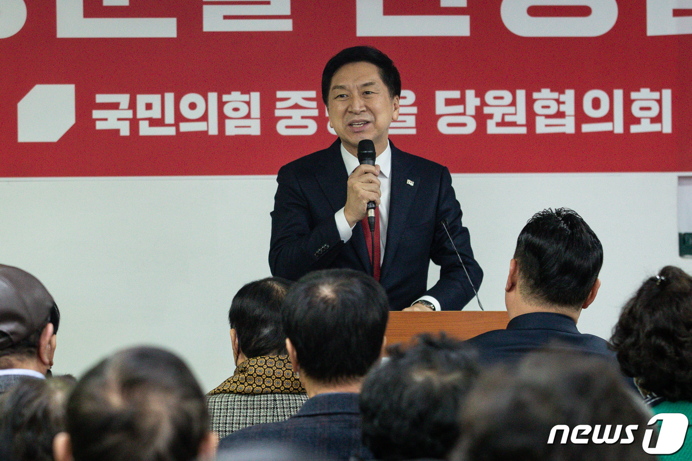 인사말하는 김기현 의원