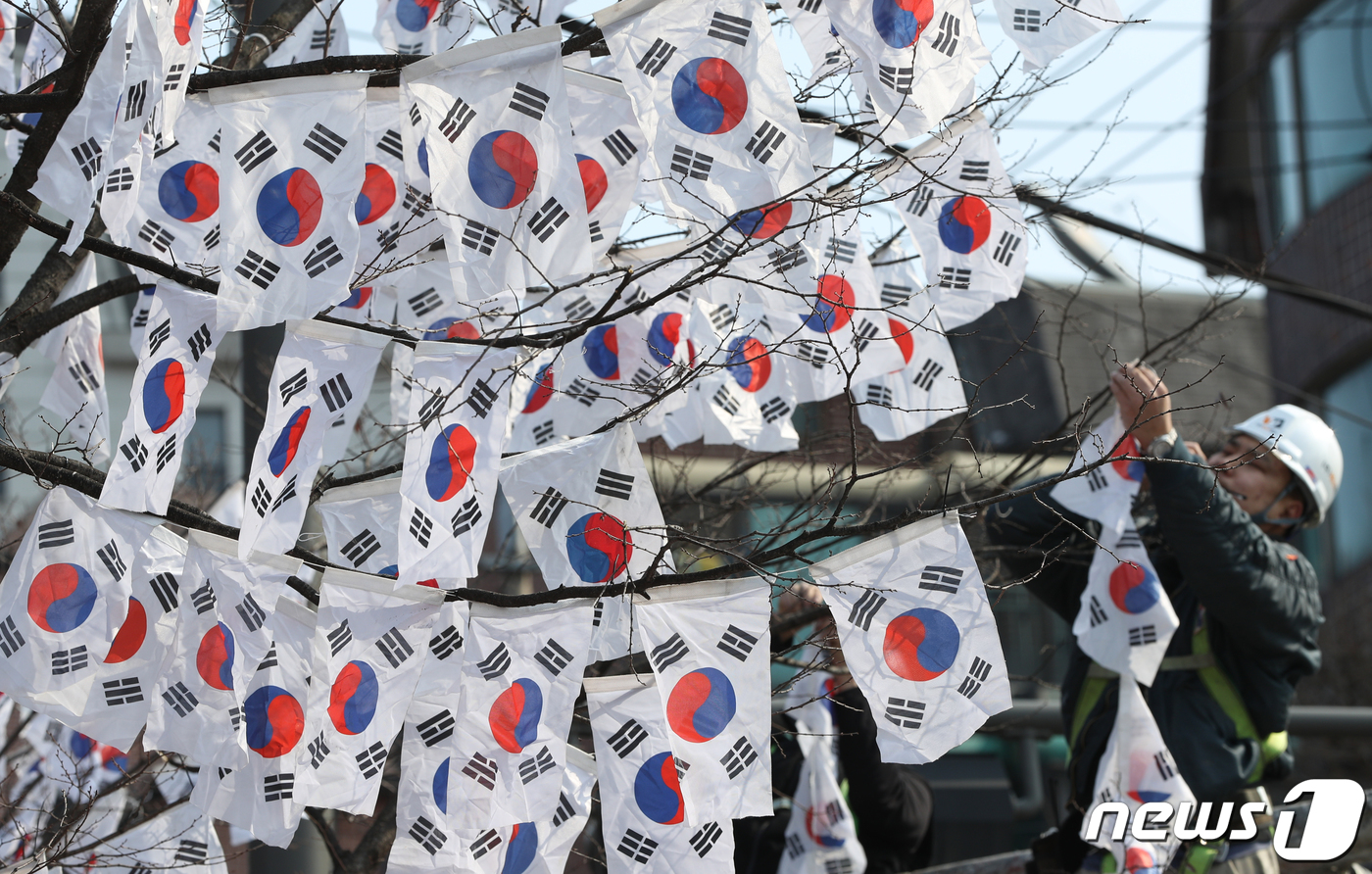 효창공원 앞에 조성되는 태극기 거리