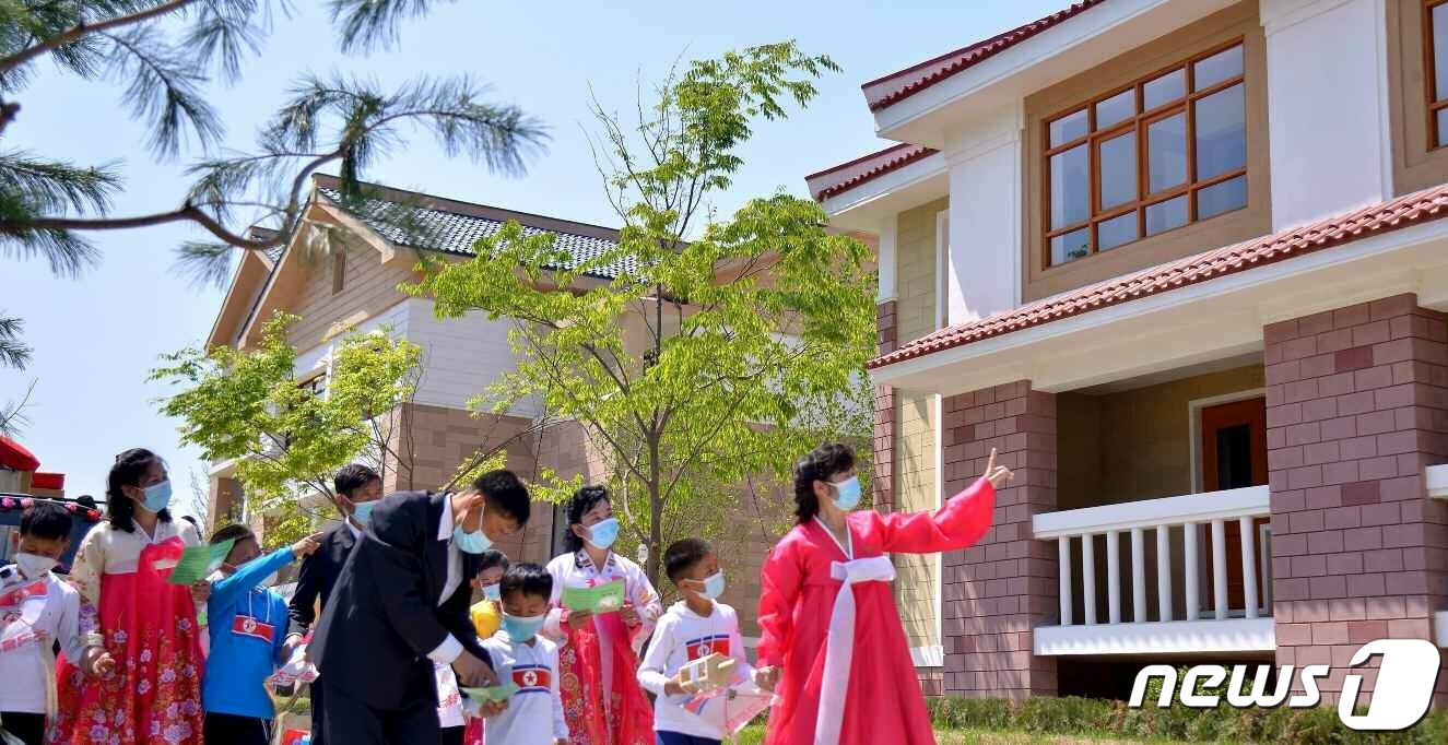 북한, 살림집 건설로 애민주의 선전…지역 특색과 세련미 더해