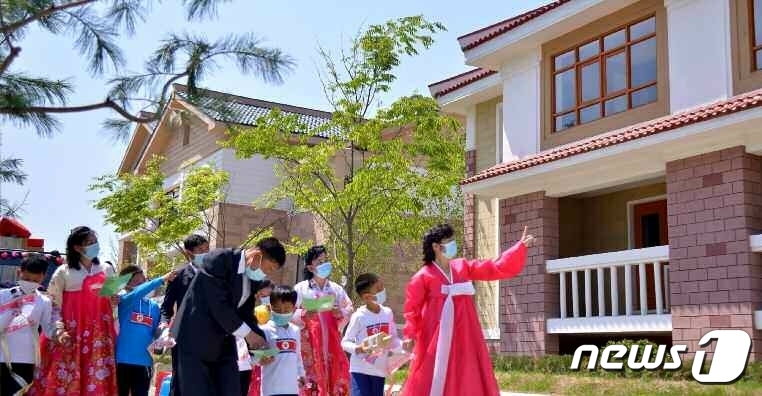 1년 고생하면 10년 발전한다…늦추지 않는 북한의 건설 속도전