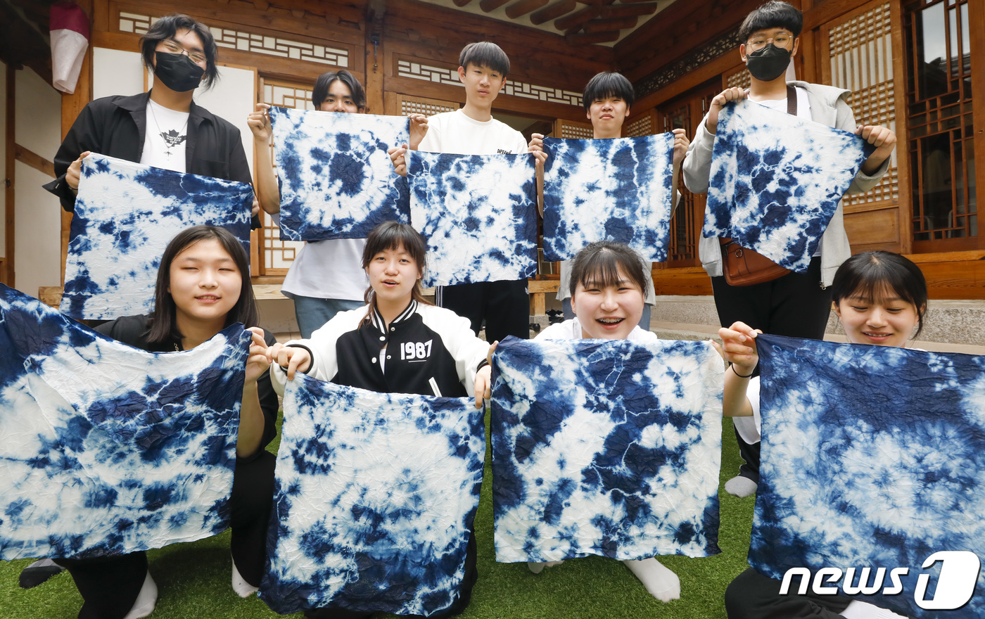 직접 체험 해보는 염색