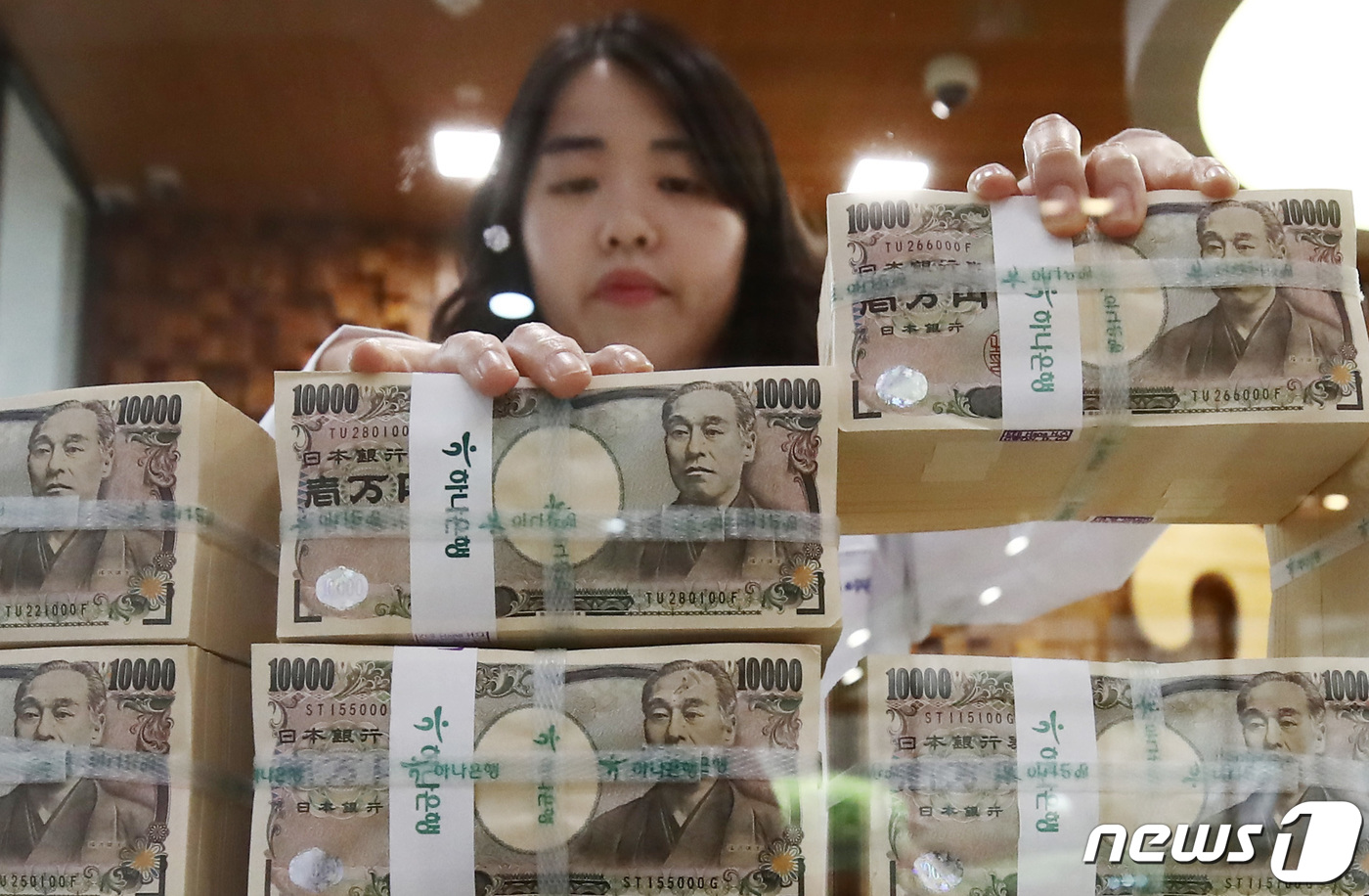 역대급 엔저에 고 재팬 열풍인데…찬바람 중국 노선 축소 행진