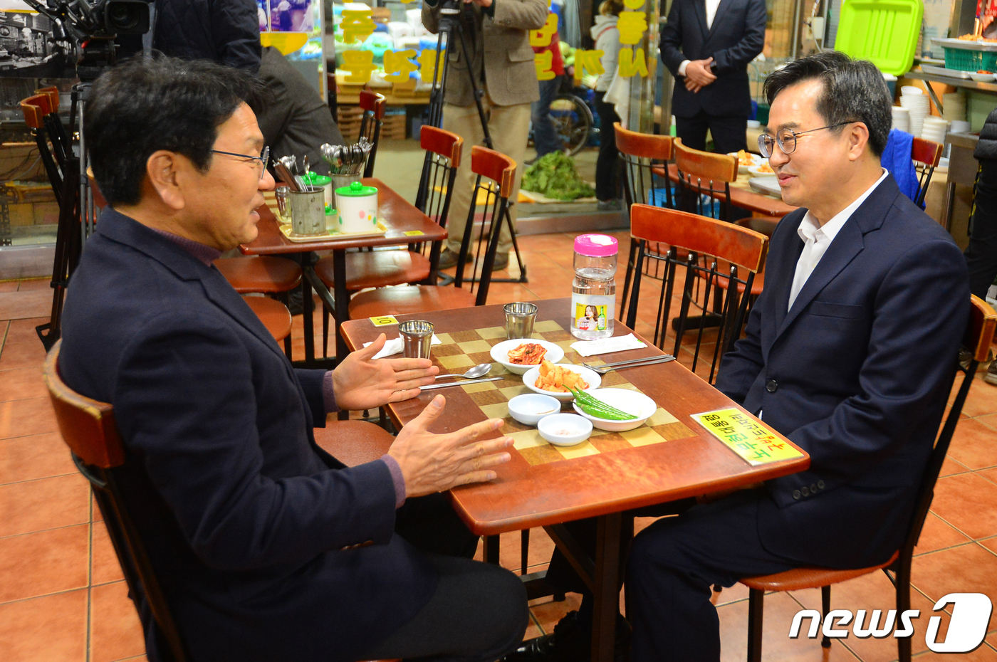 김포 서울 편입 놓고 대화