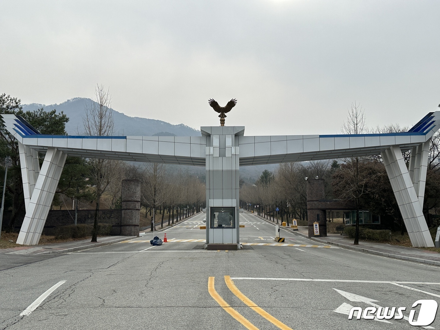 경찰 상징 중앙경찰학교 압수수색에 당혹