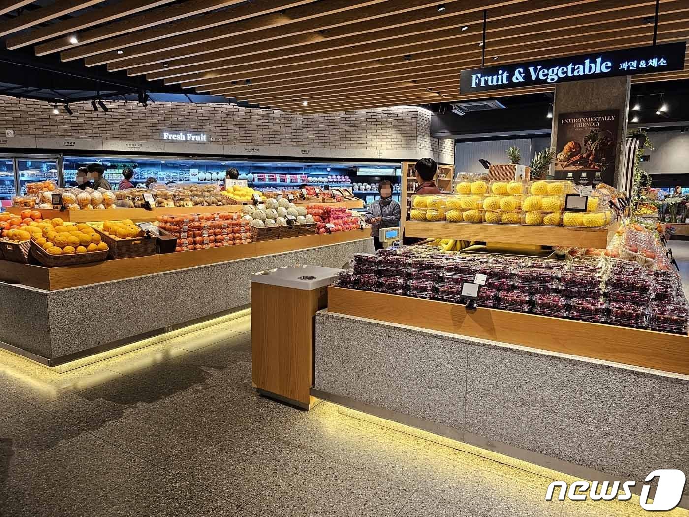 신세계푸드마켓 도곡점, 백화점 식품관으로 새 단장
