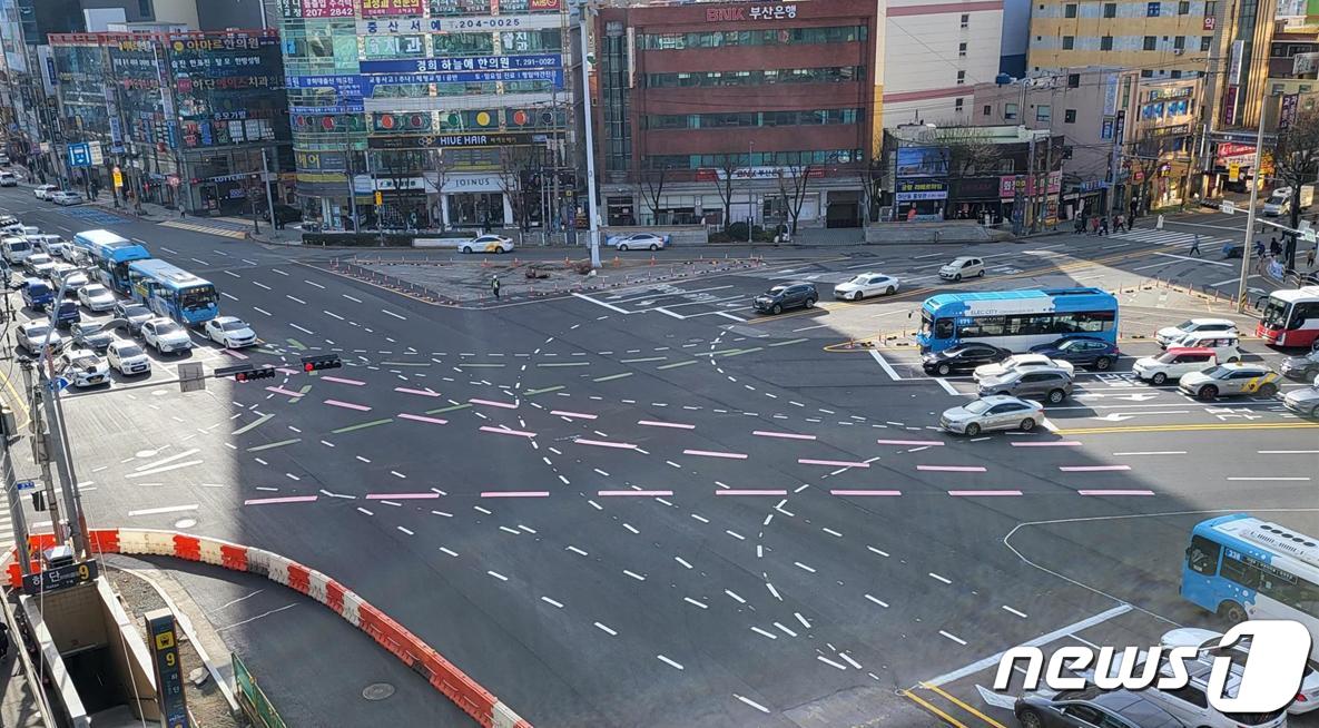 부산 사상~하단선 종점구간 하단오거리 도로 복구 완료