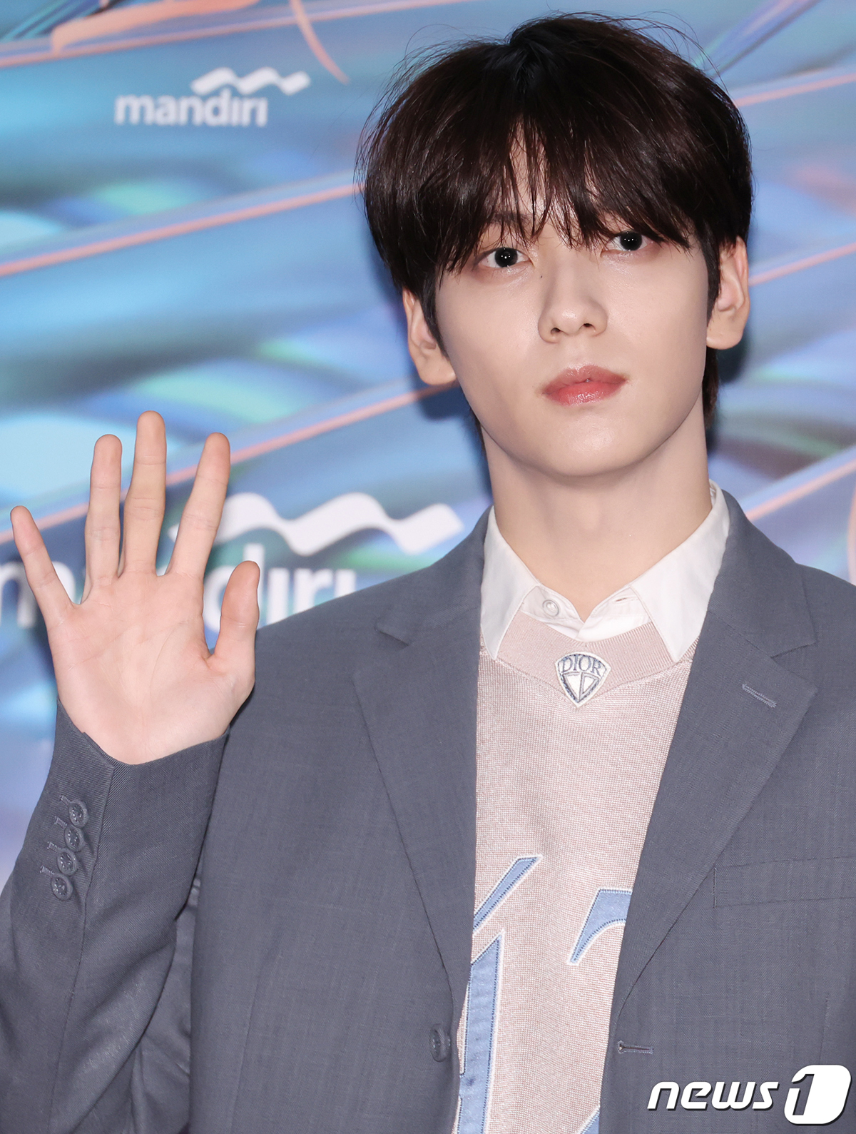 수빈, 미남의 정석