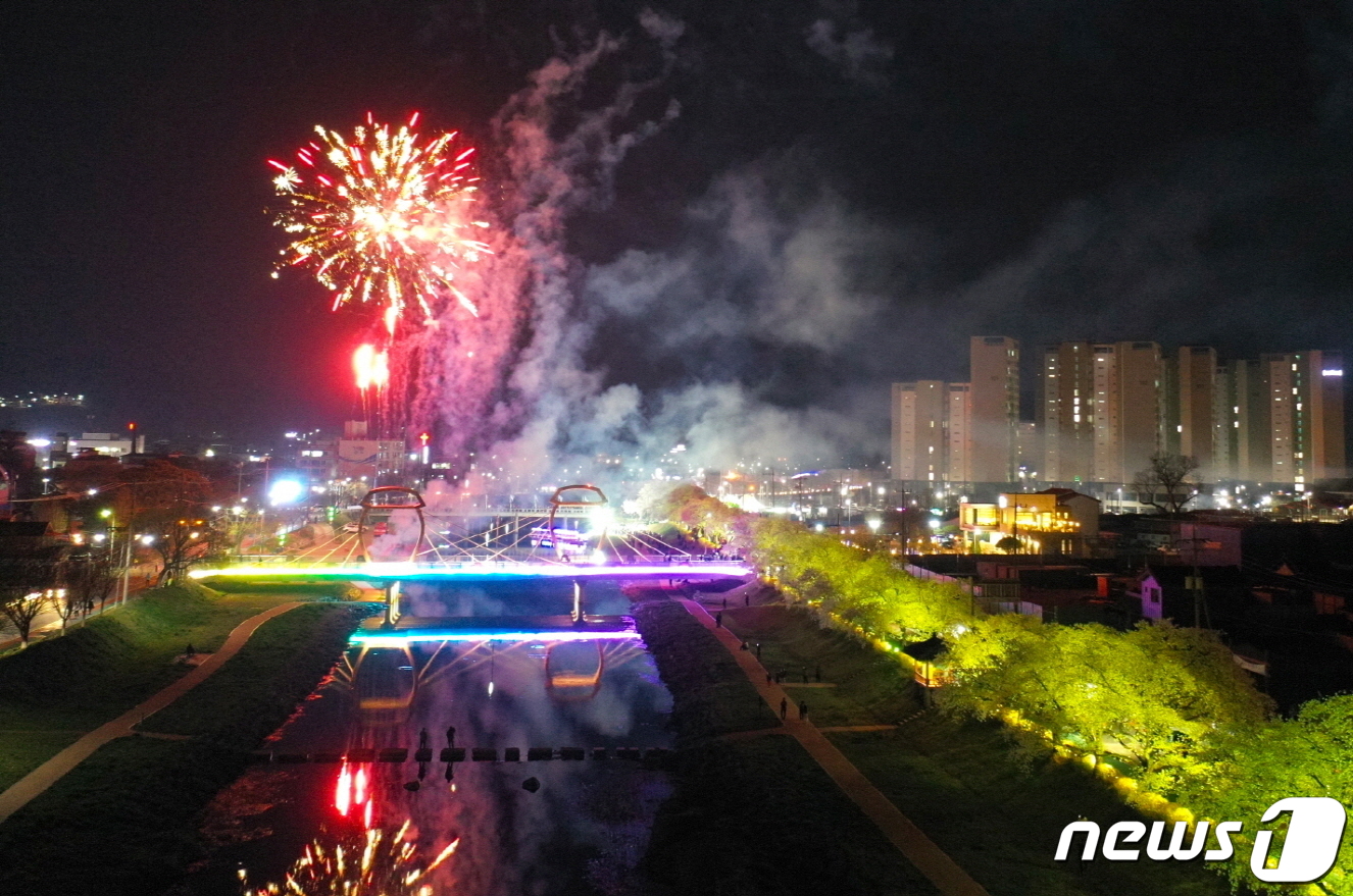 순창 옥천골 벚꽃축제, 28일부터 나흘간 경천변 일원서 열려