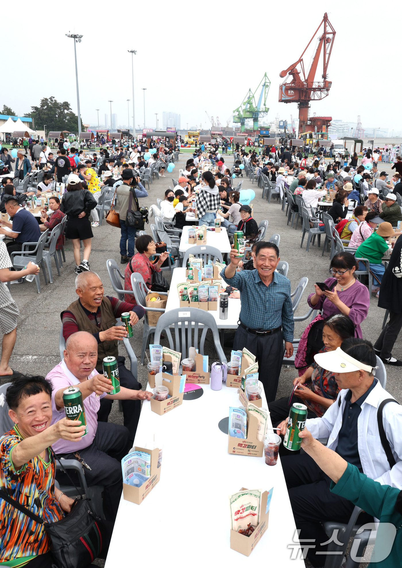 맥주와 닭강정의 조합