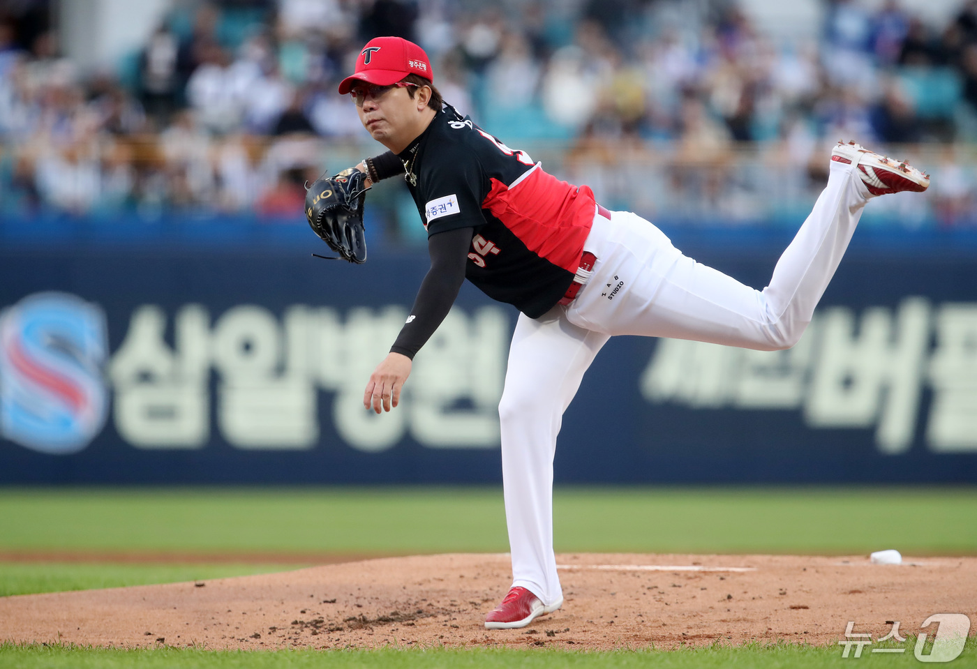 KIA, 보호 차원으로 양현종 엔트리서 제외…류현진과 맞대결 무산