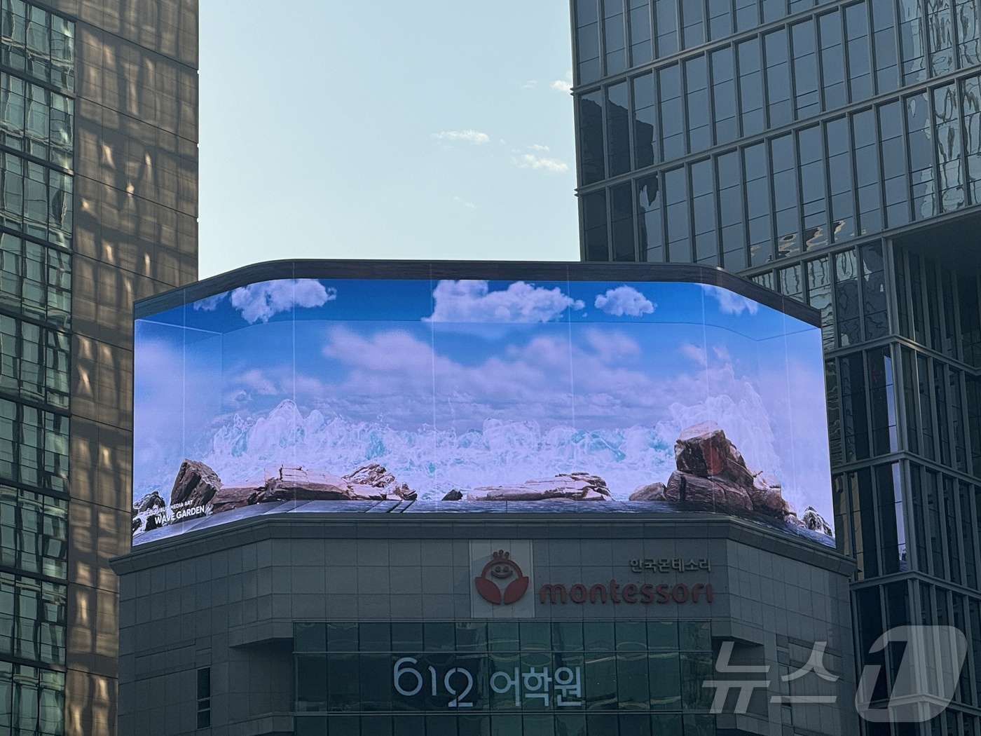 이노션, 서울 강남에 최대·최고화질 LED 미디어월 선보여