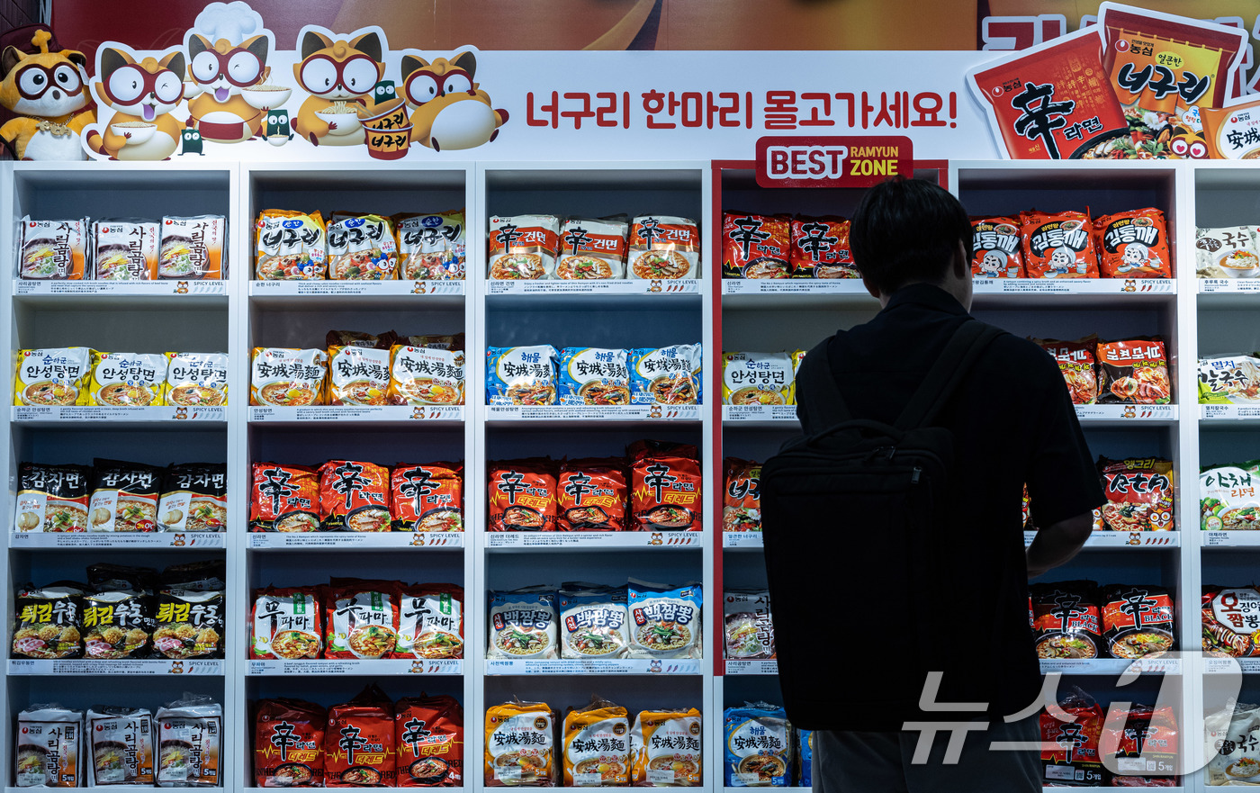 K-푸드 상반기 수출 62억불 5.2%↑…최대 수출품목은 라면
