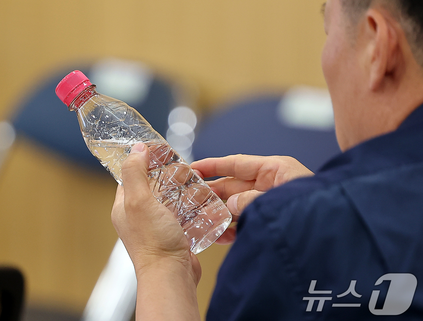 세종대왕이 권하는 아리수…새 광고 출시