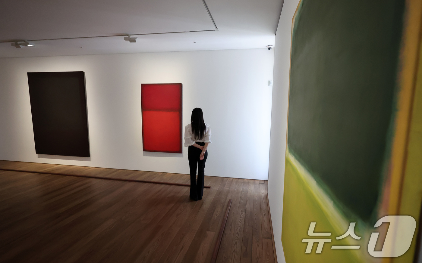 다양한 색채 자랑하는 이우환·마크 로스코전